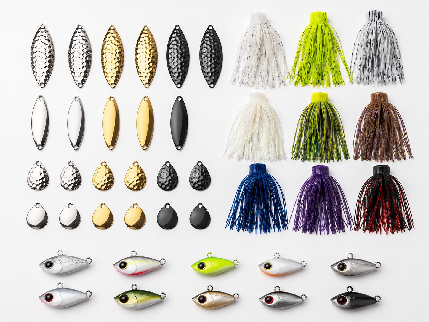 Spinnerbait blade skirt and head color options for fishing tackle buyers